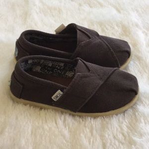 Baby toms